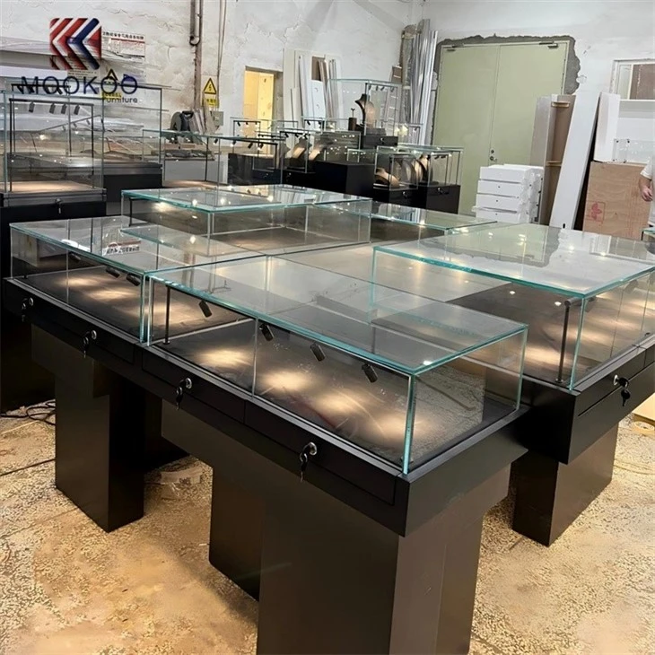 Jewelry Display Window factory